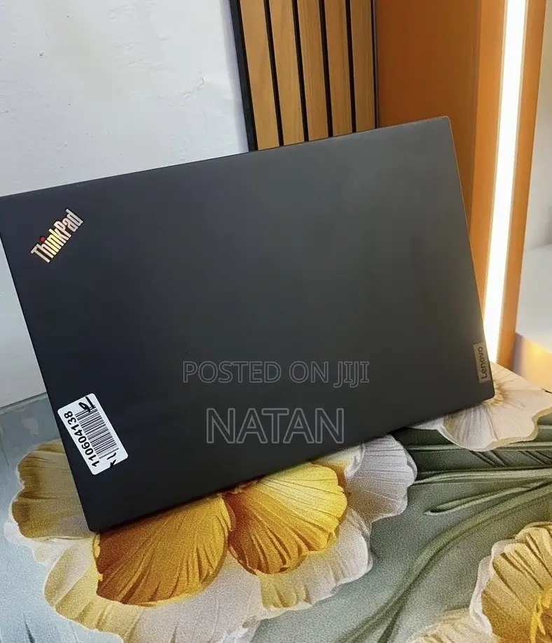 New Laptop Lenovo ThinkPad T14s Gen 2 16GB Intel Core i5 SSD 512GB