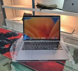New Laptop Apple MacBook Pro 2020 M1 16GB Apple M1 Pro SSD 256GB