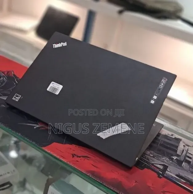 New Laptop Lenovo ThinkPad 11e 8GB AMD Ryzen 5 SSD 256GB