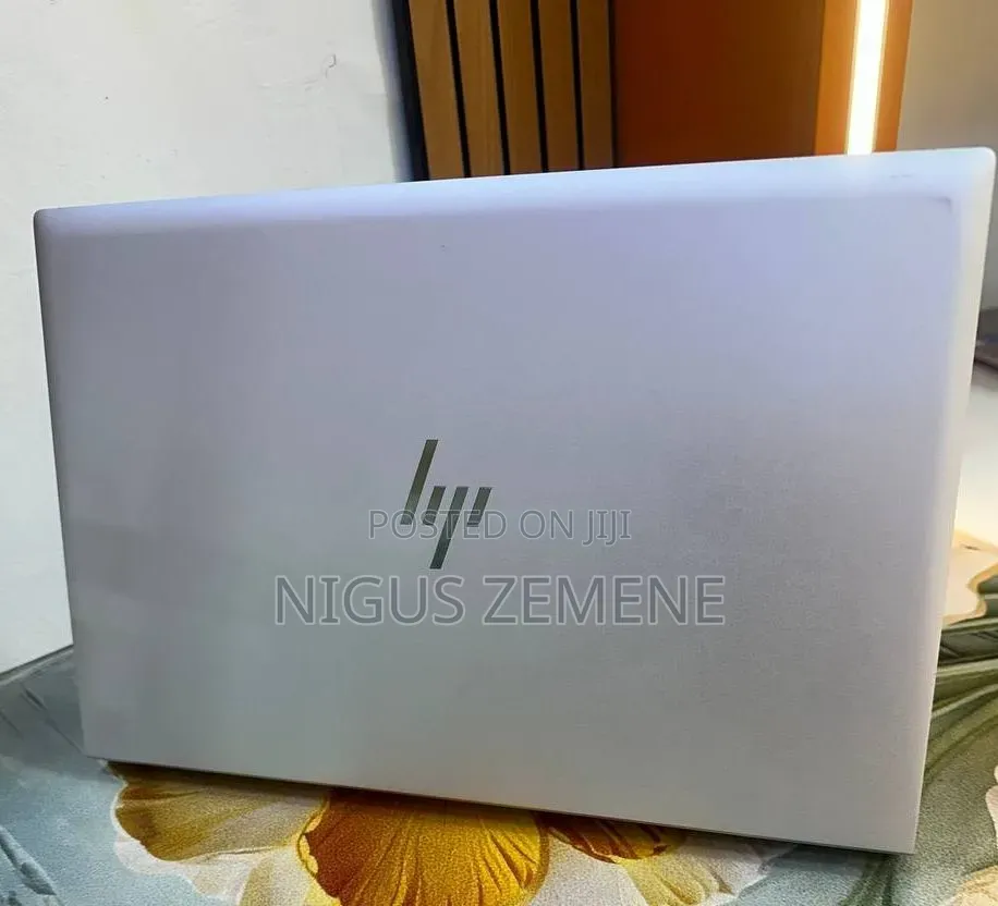 New Laptop HP EliteBook 845 G8 16GB AMD Ryzen 5 SSD 512GB