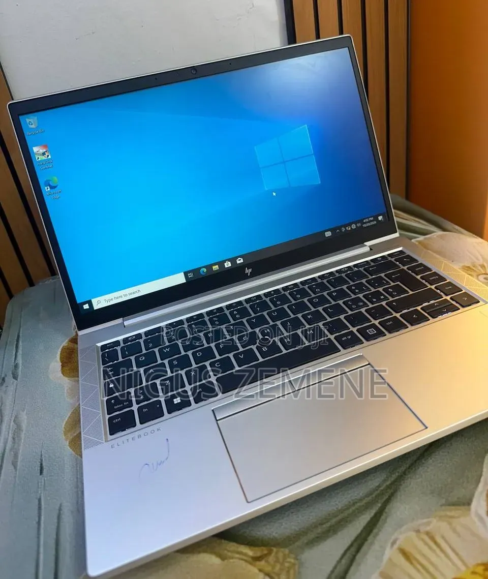 New Laptop HP EliteBook 845 G8 16GB AMD Ryzen 5 SSD 512GB
