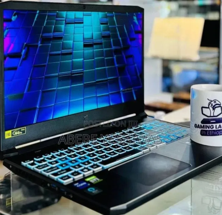 New Laptop Acer Predator Helios 300 16GB Intel Core i7 SSD 512GB