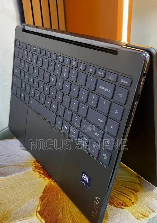 New Laptop Lenovo Yoga 9 16GB Intel Core Ultra 7 SSD 1T