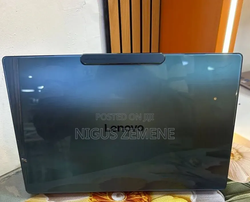 New Laptop Lenovo Yoga 7i 16GB Intel Core Ultra 7 SSD 512GB