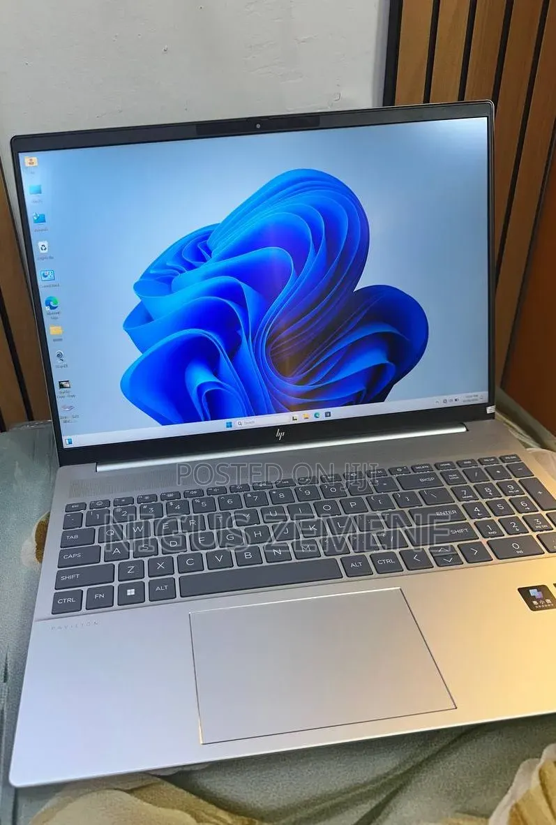 New Laptop HP Pavilion 15 16GB Intel Core i7 SSD 512GB