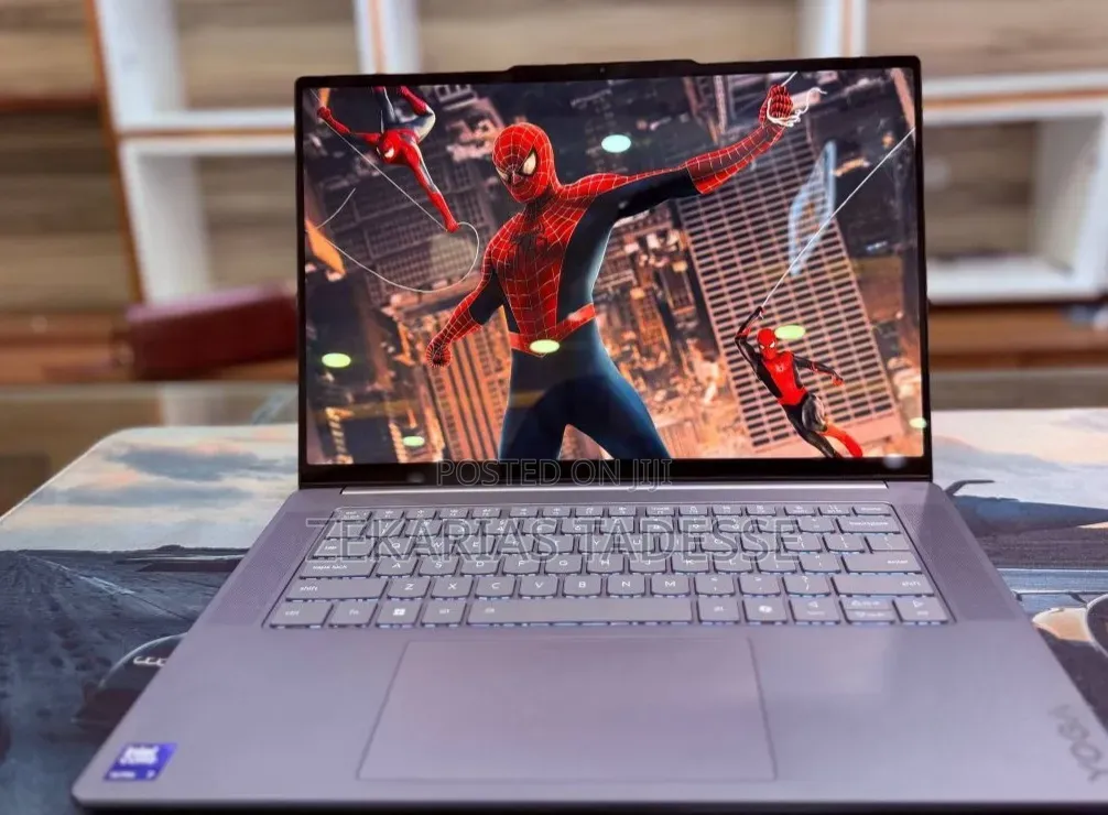 New Laptop Lenovo ThinkPad Yoga 16GB AMD Ryzen 7 SSD 512GB