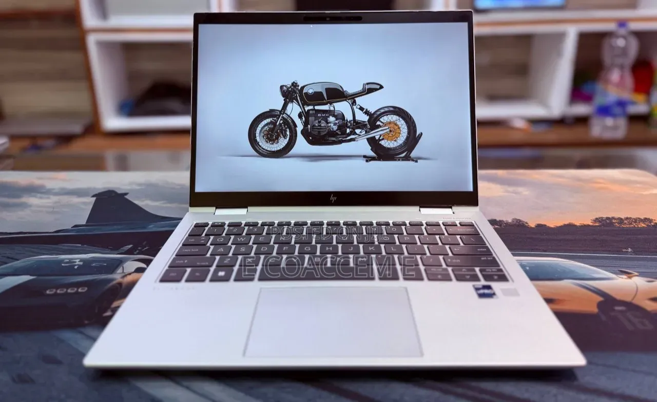 New Laptop HP EliteBook x360 1040 G10 16GB Intel Core i5 SSD 512GB