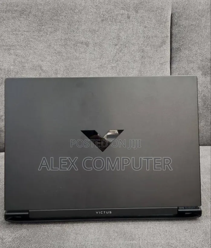 New Laptop HP Victus 16 16GB AMD Ryzen 7 SSD 1T