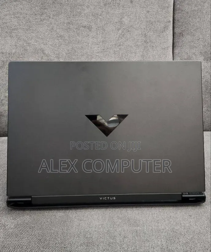 New Laptop HP Victus 16 16GB AMD Ryzen 7 SSD 1T