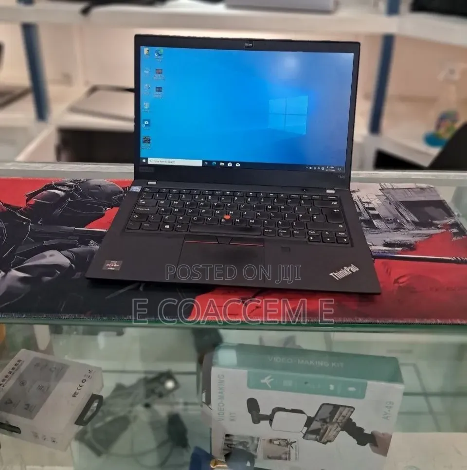 New Laptop Lenovo ThinkPad t495s 8GB AMD Ryzen 5 SSD 256GB