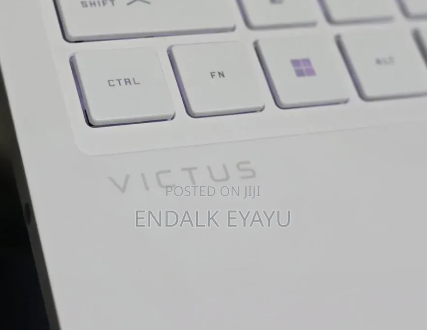 New Laptop HP Victus 16 16GB AMD Ryzen 7 SSD 1T