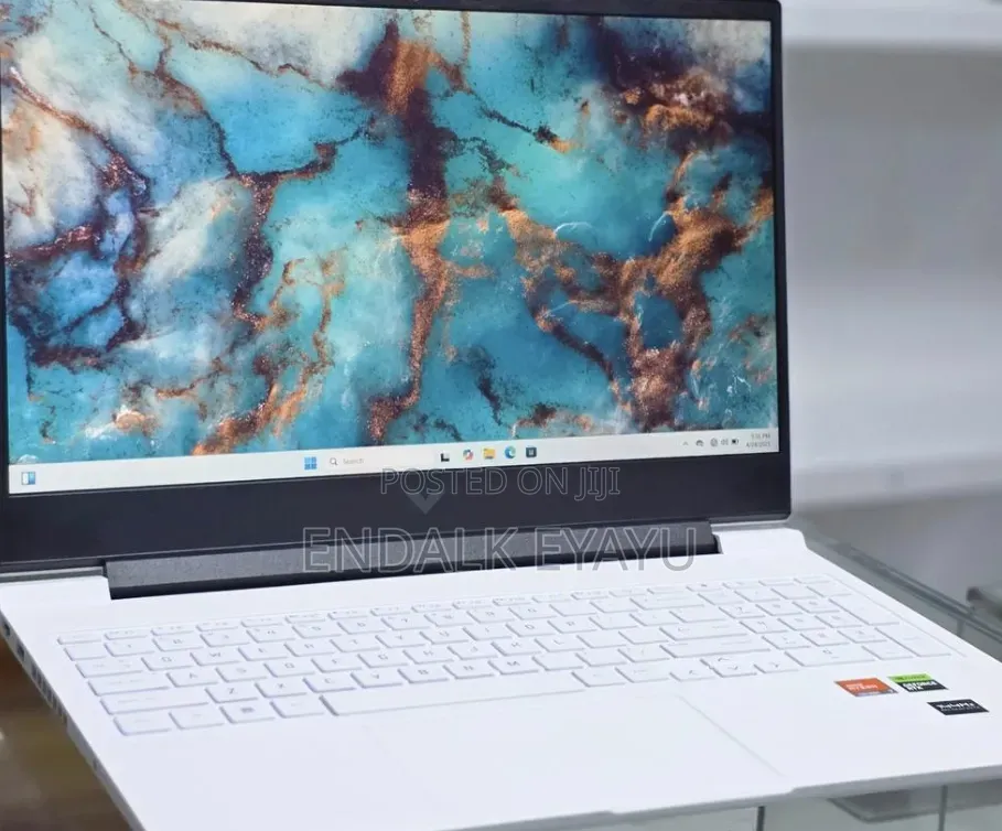 New Laptop HP Victus 16 16GB AMD Ryzen 7 SSD 1T