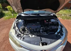 Toyota Yaris 2015 White