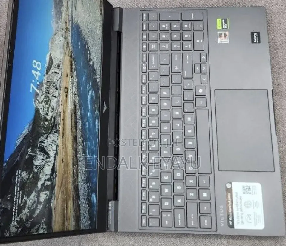 New Laptop HP Victus 16 16GB AMD Ryzen 7 SSD 1T