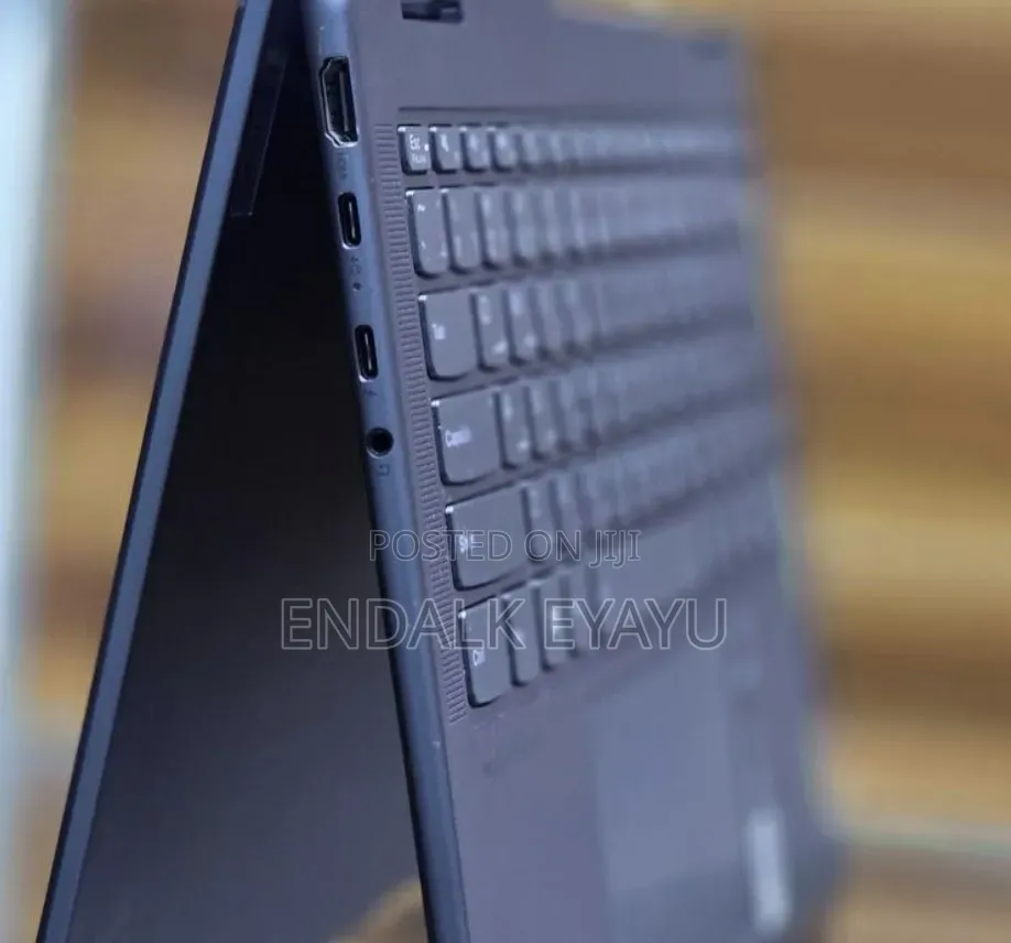 New Laptop Lenovo Yoga 7i 16GB Intel Core i7 SSD 512GB