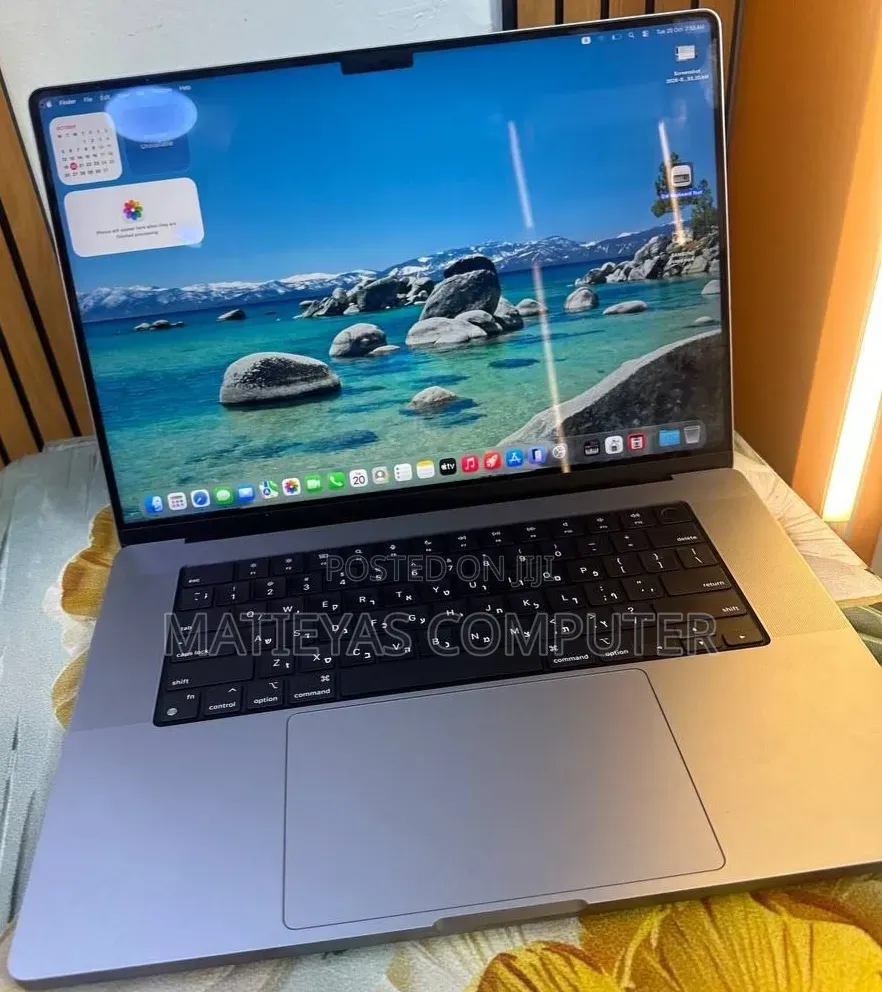 New Laptop Apple MacBook Pro 2021 M1 32GB Apple M1 Pro SSD 512GB