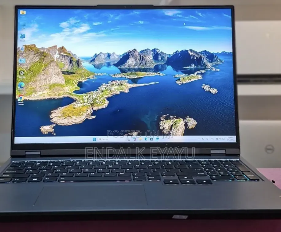 New Laptop Lenovo Legion 5 16GB AMD Ryzen 7 SSD 512GB