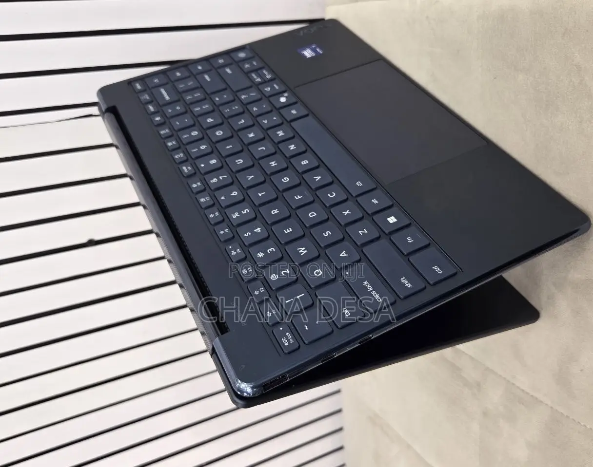 New Laptop Lenovo Yoga 9 32GB Intel Core Ultra 7 SSD 1T