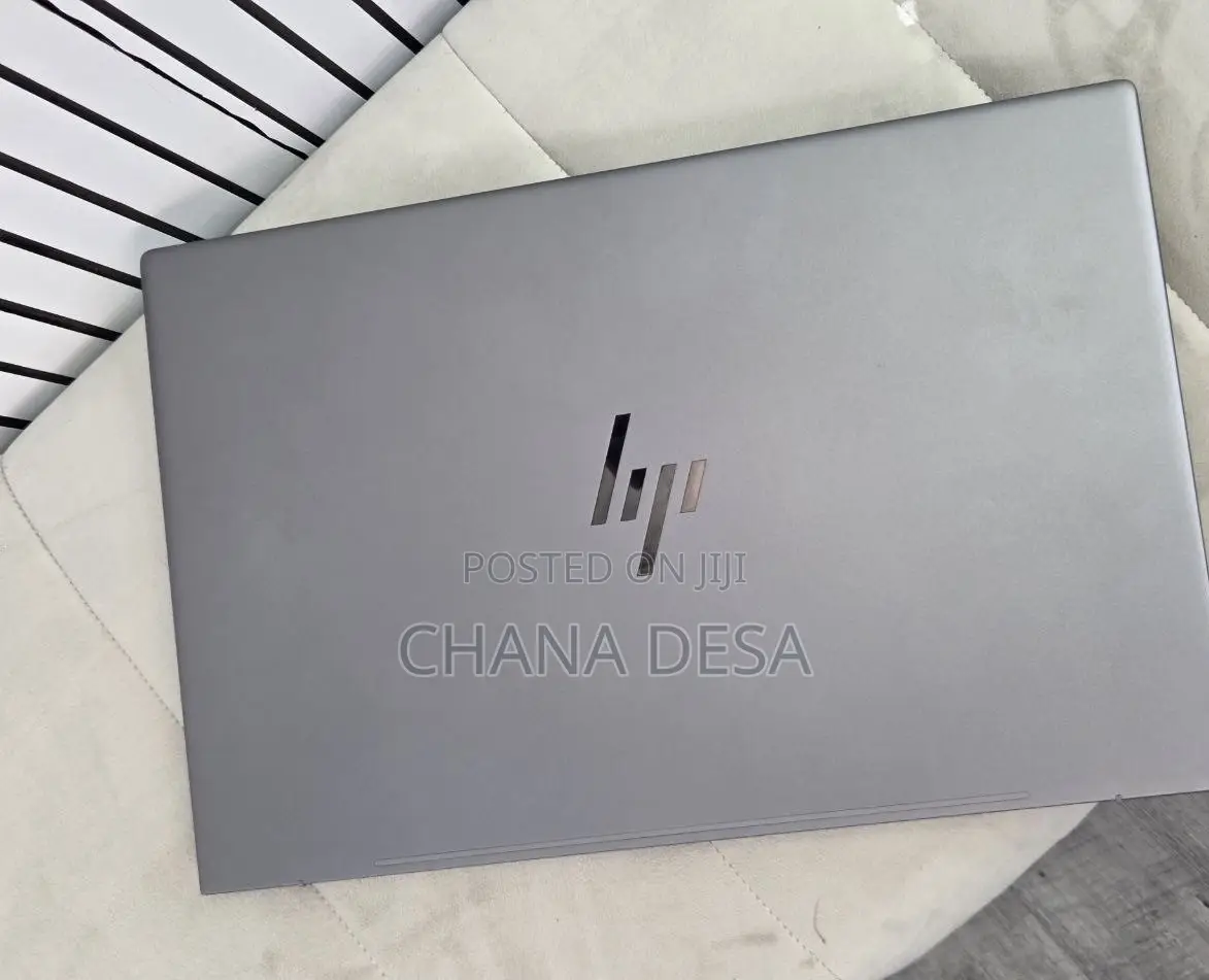 New Laptop HP 16GB Intel Core Ultra 7 SSD 512GB