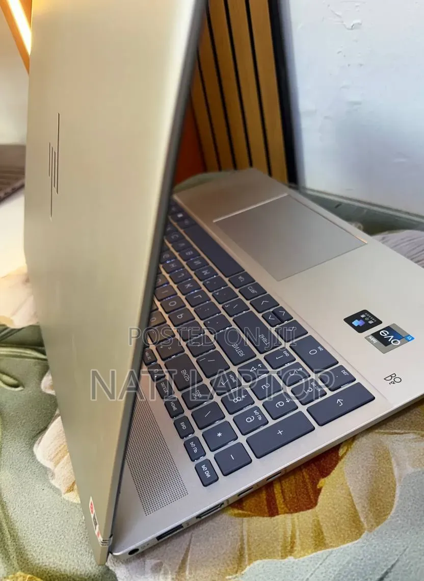 New Laptop HP Pavilion 14 16GB Intel Core i7 SSD 1T