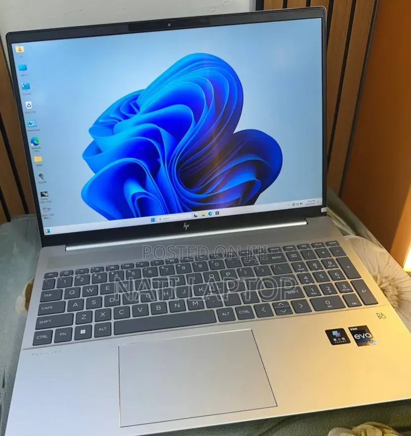 New Laptop HP Pavilion 14 16GB Intel Core i7 SSD 1T