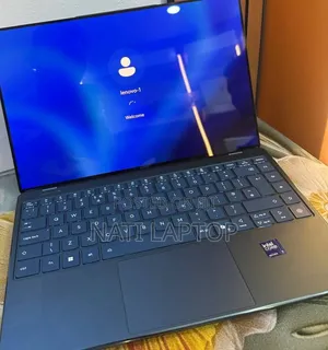 New Laptop Lenovo Yoga 7i 16GB Intel Core Ultra 7 SSD 512GB