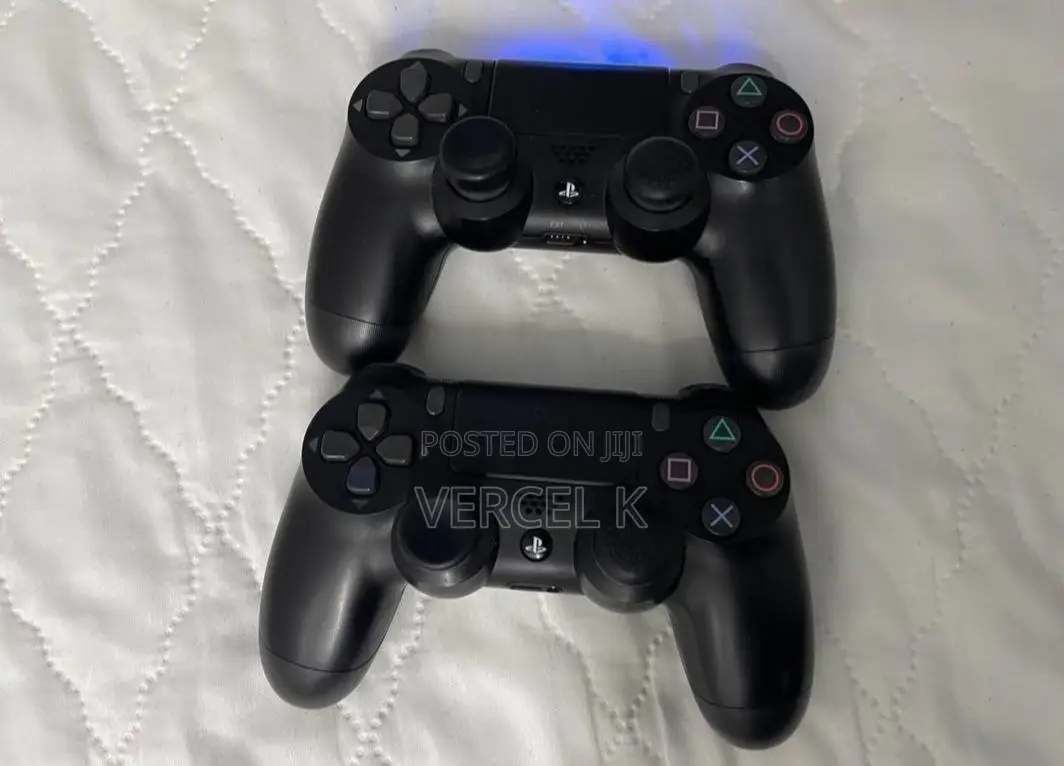 PS4 Pro : Jail Brake V9 : ከ2 Original Joystick ጋር