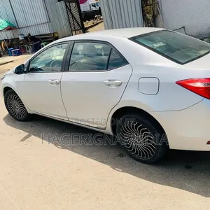 Toyota Corolla 2014 Silver