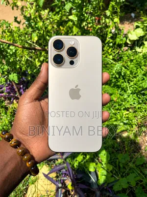 Apple iPhone 16 Pro Max 256 GB White