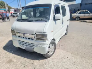 Suzuki Every Wagon 2005 White
