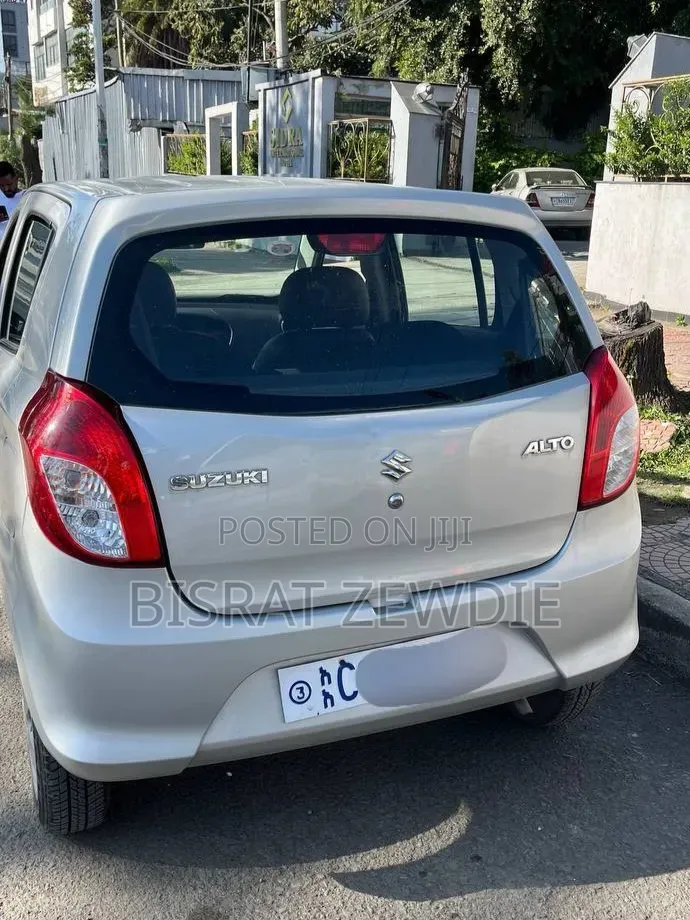 Suzuki Alto 2023 Silver