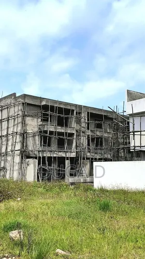 4bdrm Villa in Eniy Realestate, Bole for sale