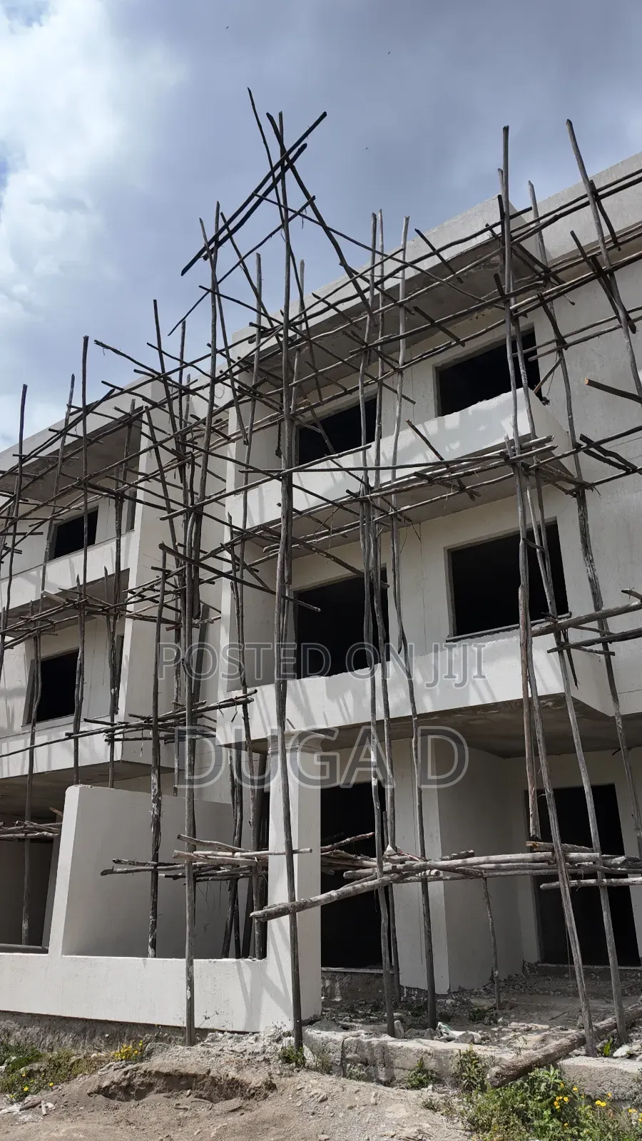 4bdrm Villa in Eniy Realestate, Bole for sale