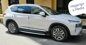Hyundai Santa Fe 2022 White