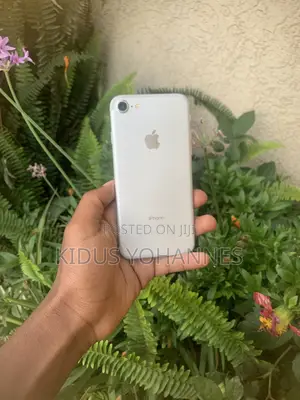 Apple iPhone 7 128 GB Silver