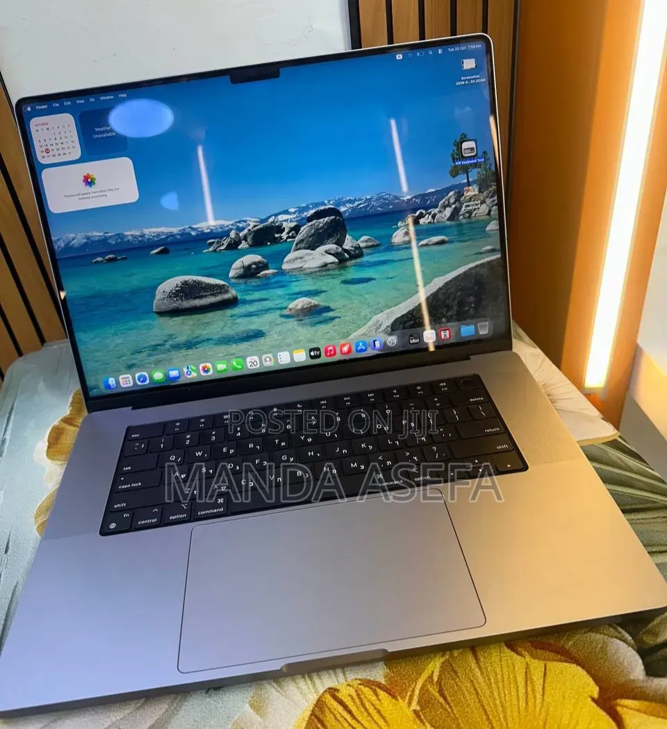 New Laptop Apple MacBook Pro 2021 M1 32GB Apple M1 Pro SSD 512GB