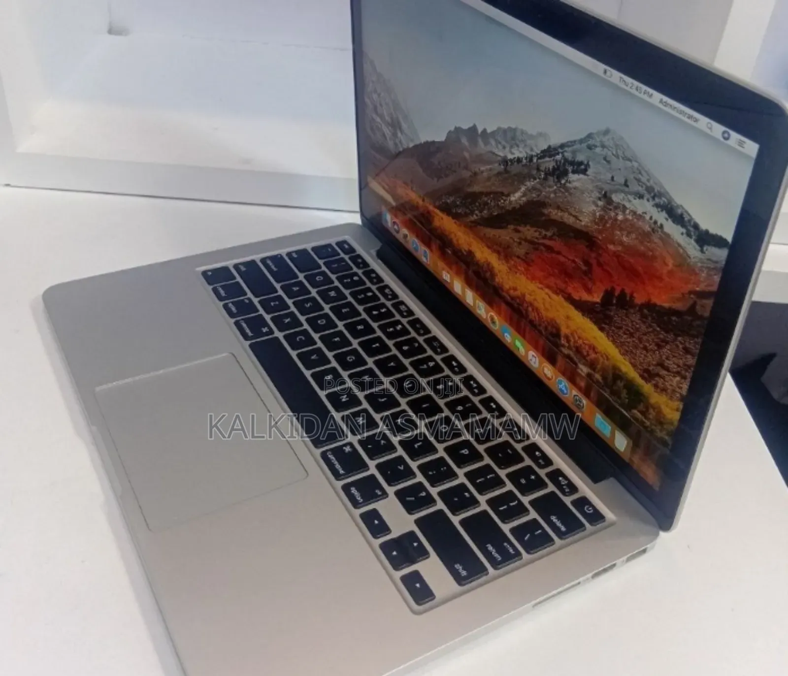 New Laptop Apple MacBook 2013 8GB Intel Core i5 SSD 256GB