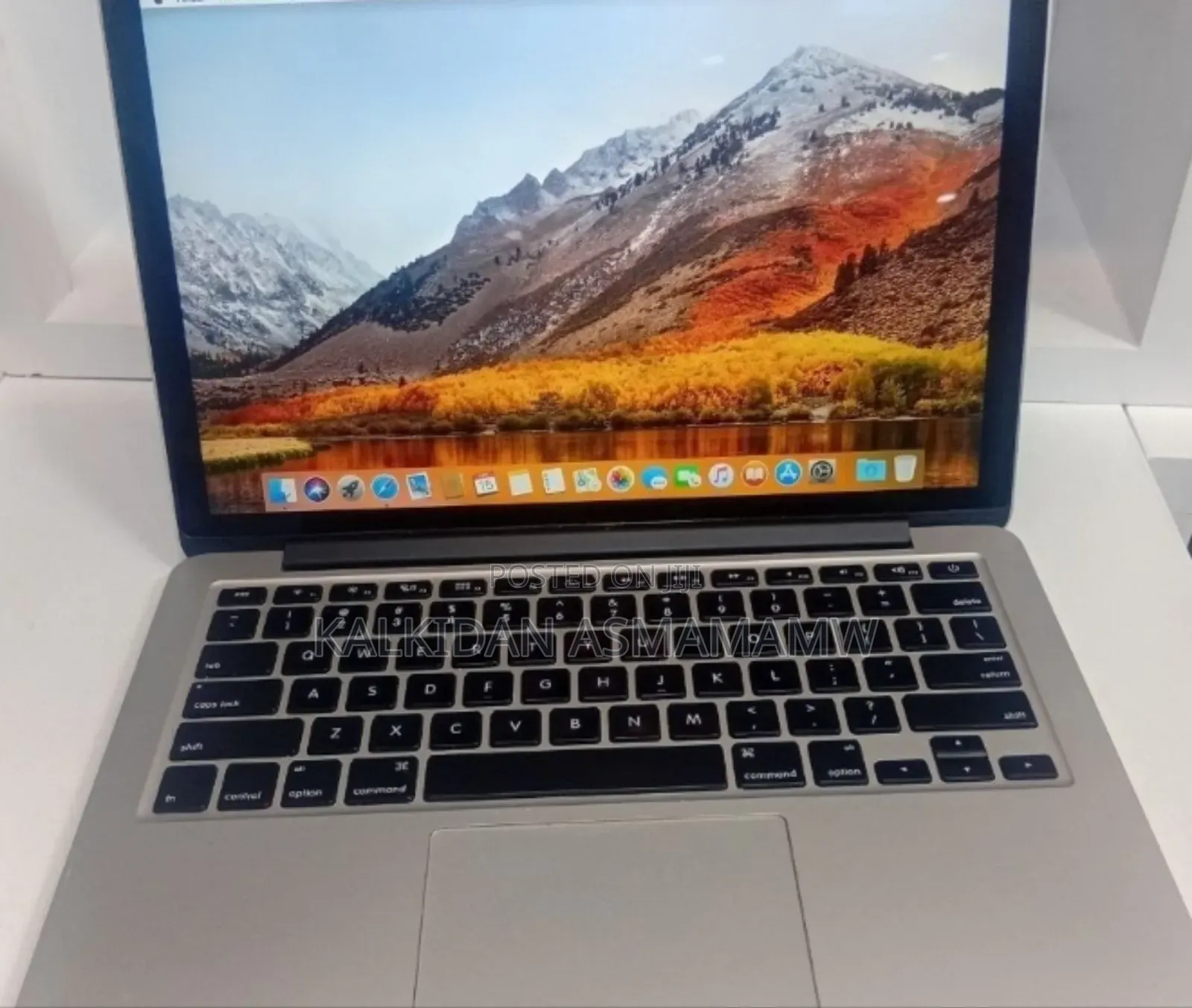 New Laptop Apple MacBook 2013 8GB Intel Core i5 SSD 256GB