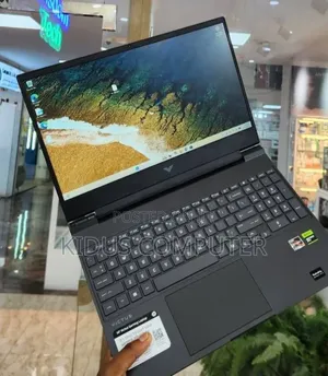 New Laptop HP Victus 15 16GB AMD Ryzen 7 SSD 1T