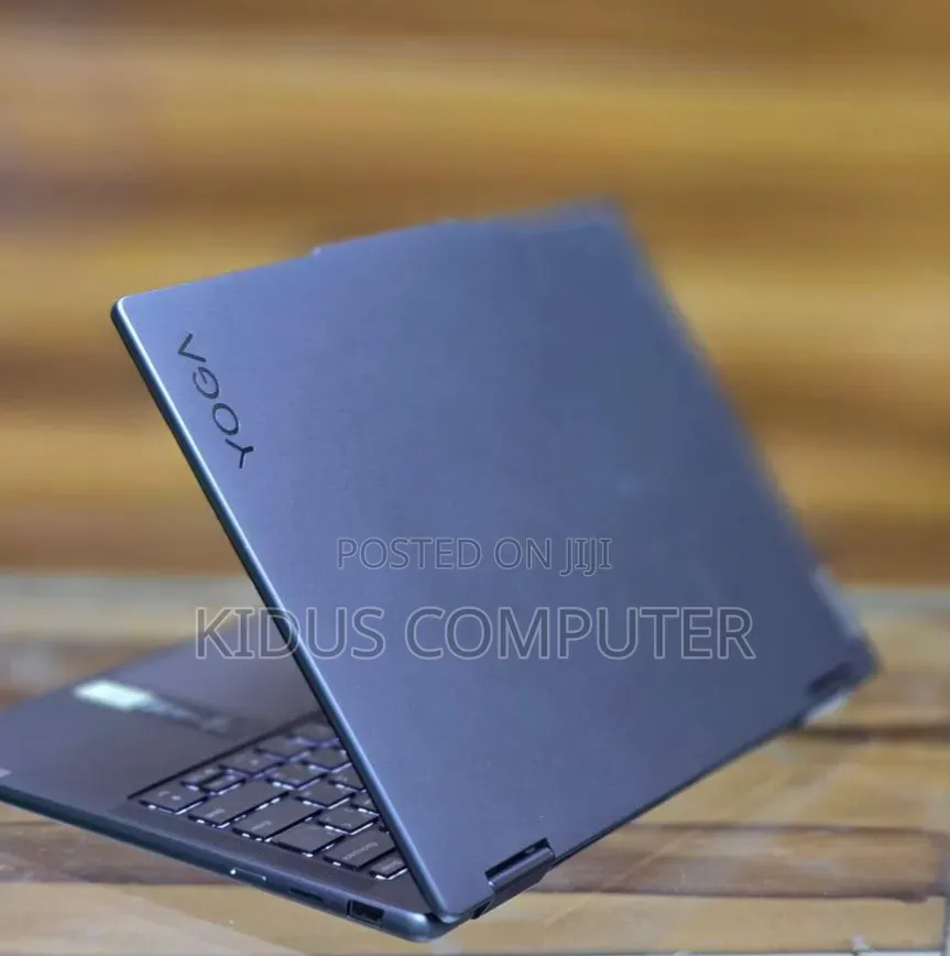 New Laptop Lenovo Yoga 7i 16GB Intel Core i7 SSD 512GB