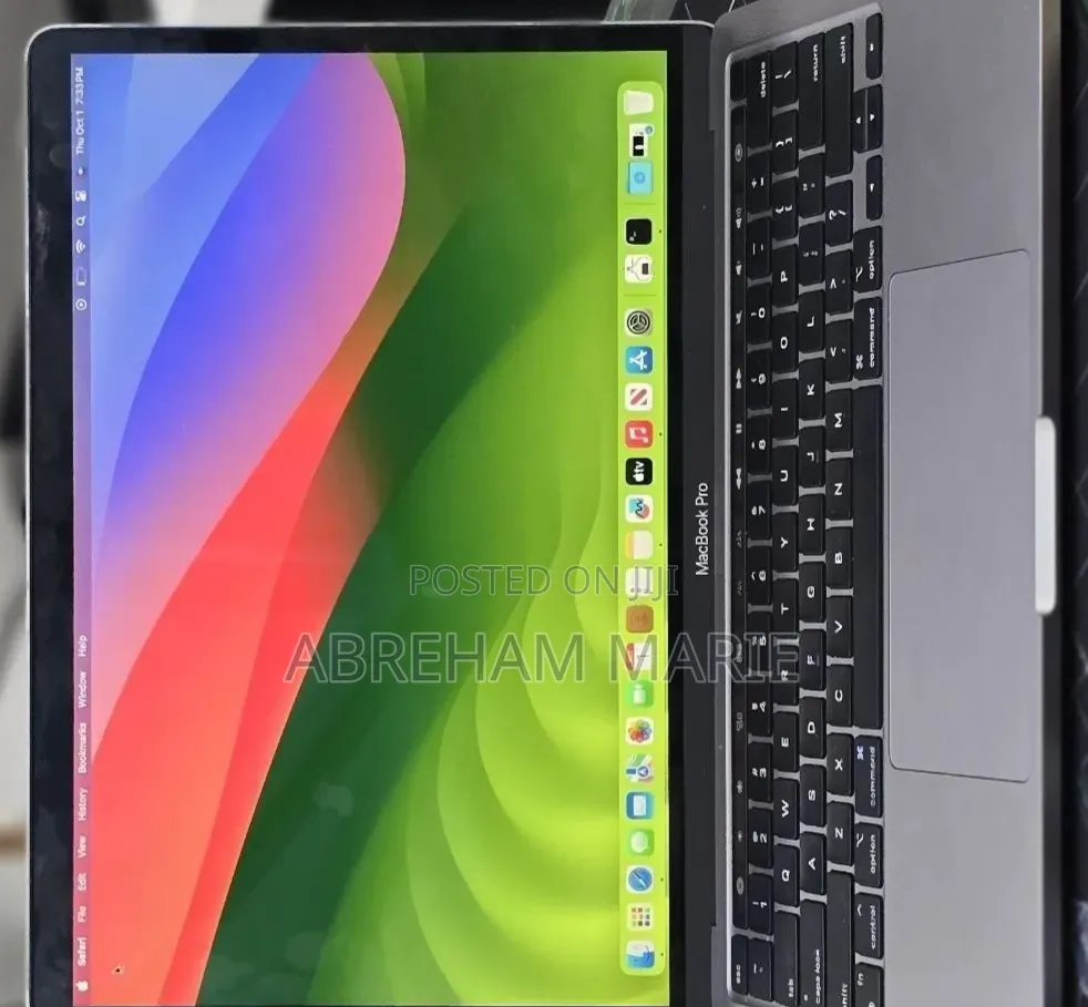 New Laptop Apple MacBook Pro 2020 M1 16GB Apple M1 Pro SSD 512GB