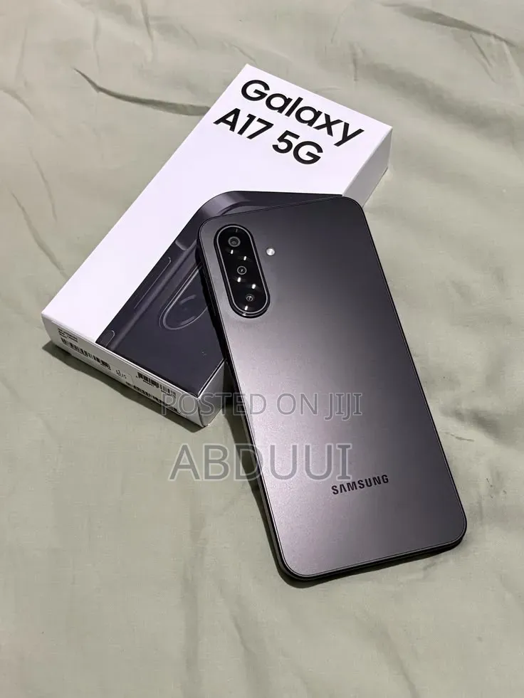 New Samsung Galaxy A17 5G 128 GB Black
