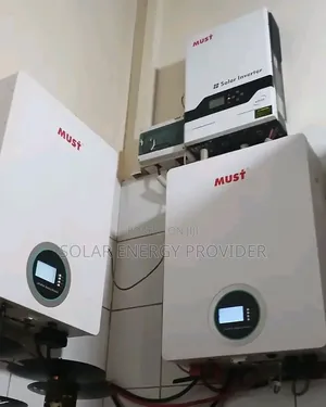 2.7kw Hybrid Invertor and Lithium Ion Batteries