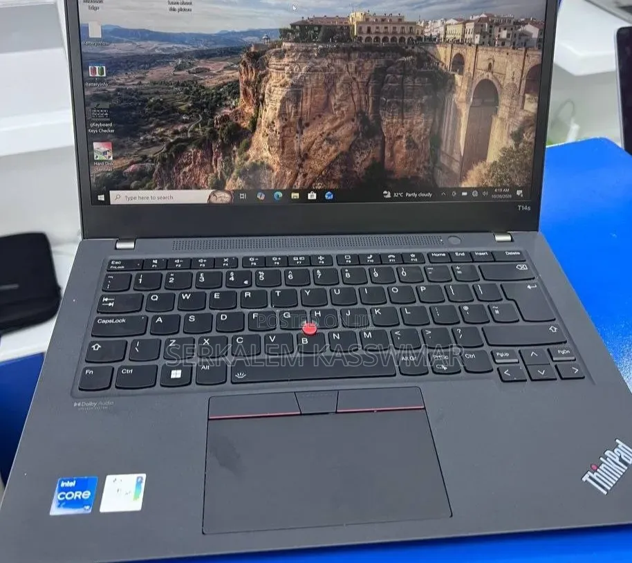 New Laptop Lenovo ThinkPad T14 16GB Intel Core i5 SSD 512GB
