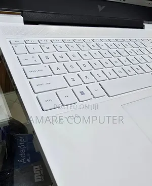 New Laptop HP Victus 16 16GB AMD Ryzen 7 SSD 1T