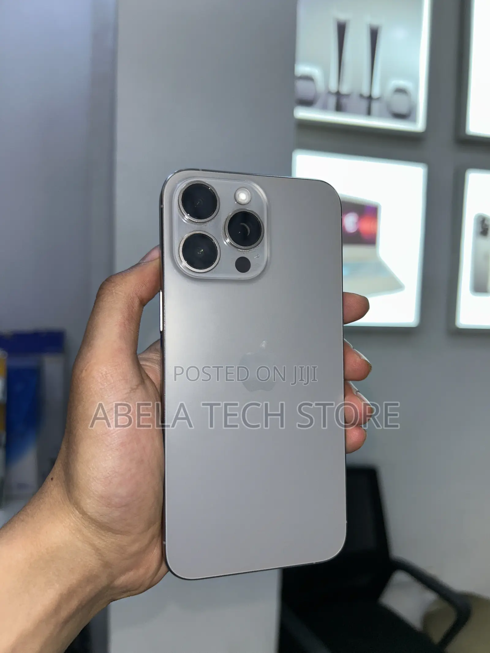 Apple iPhone 15 Pro Max 256 GB Silver