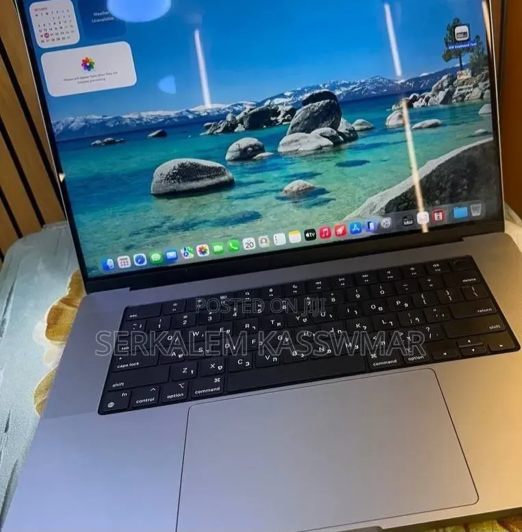 New Laptop Apple MacBook Pro 2021 M1 32GB Apple M1 SSD 512GB