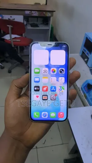 Apple iPhone 12 64 GB White