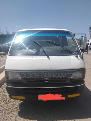 Toyota HiAce 2024 White
