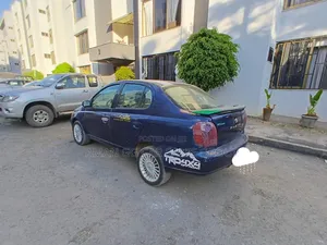 Toyota Platz 2001 Blue